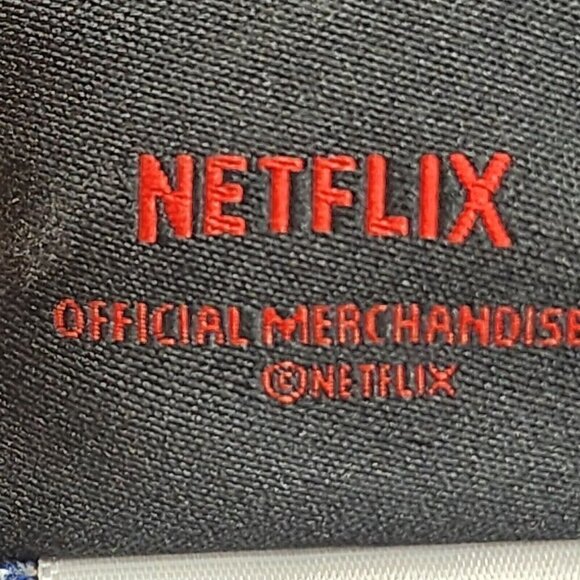 Netflix Stranger Things Plaid Boyfriend Shirt, Women's Medium - Picture 10 of 14